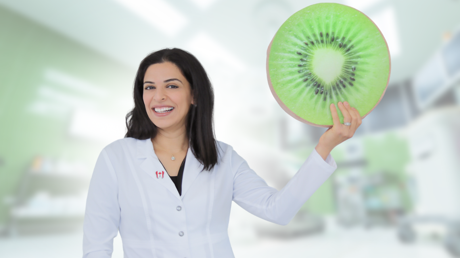 Dr. Zainab Baghdadi professional shot with kiwi